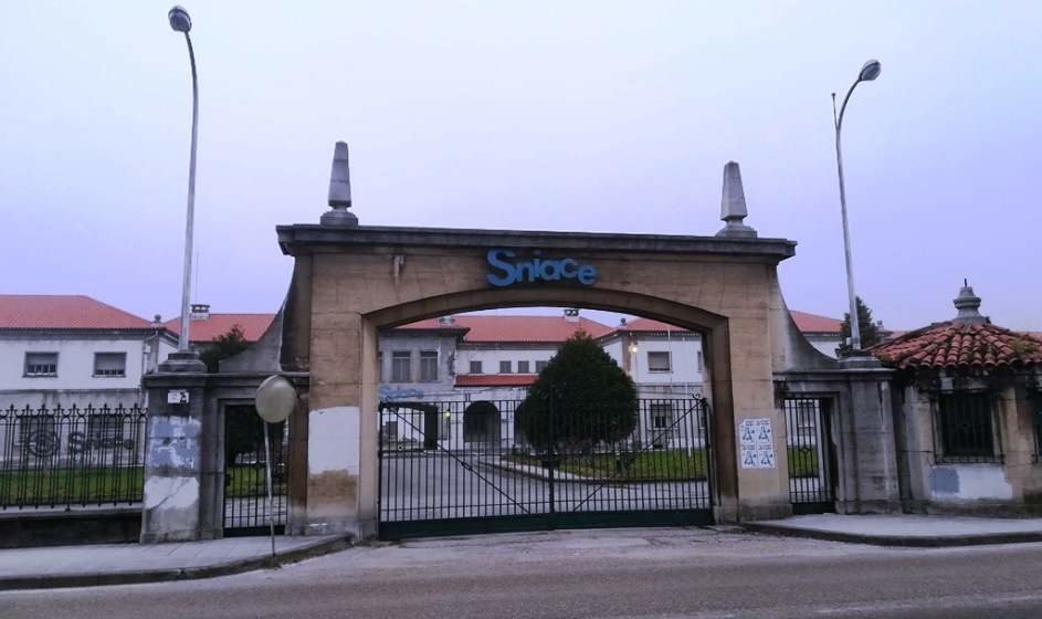Empresa Sniace en Torrelavega.
