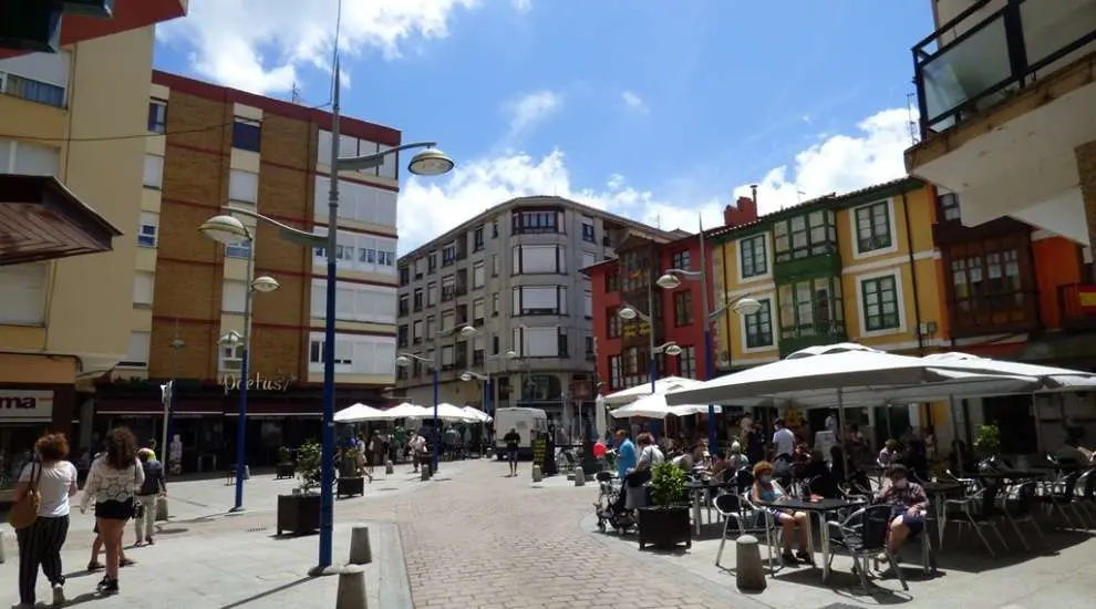 Plaza del Peralvillo, en Santoña. R.A.