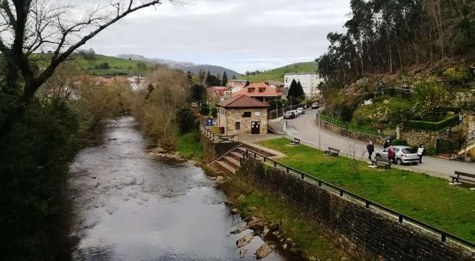 Zona del puente y el molino en Liérganes. R.A.