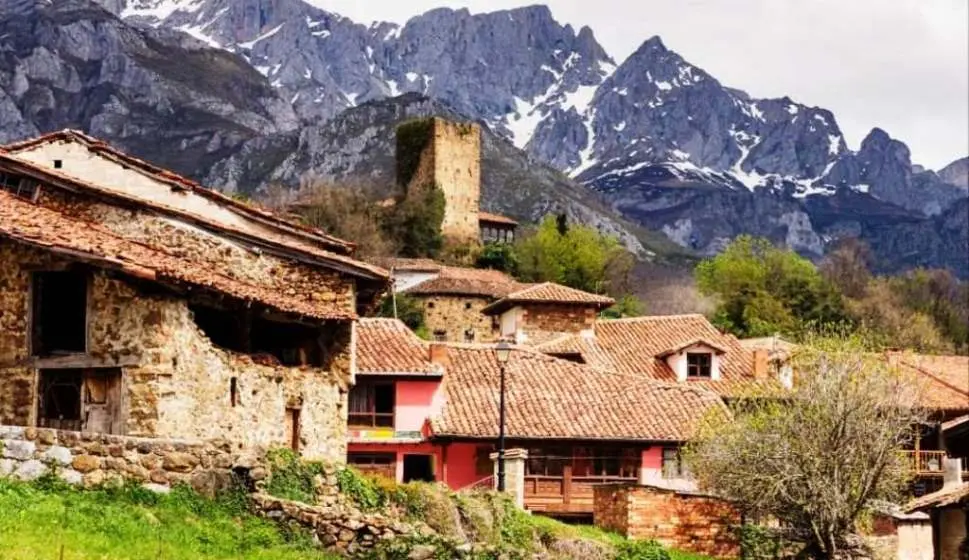 Municipio de Camaleño, afectado por Picos de Europa.