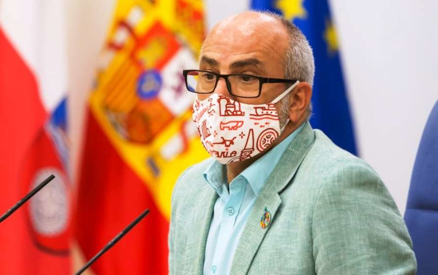 El consejero de Sanidad, Miguel Rodríguez (PSOE).