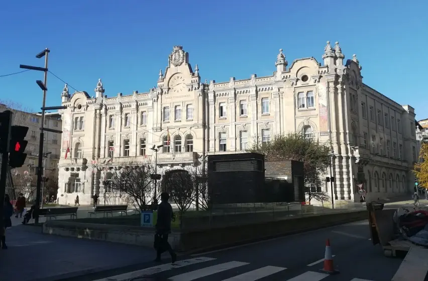 Casa Consistorial de Santander, organizador de las actividades en los centros cívicos. R.A.