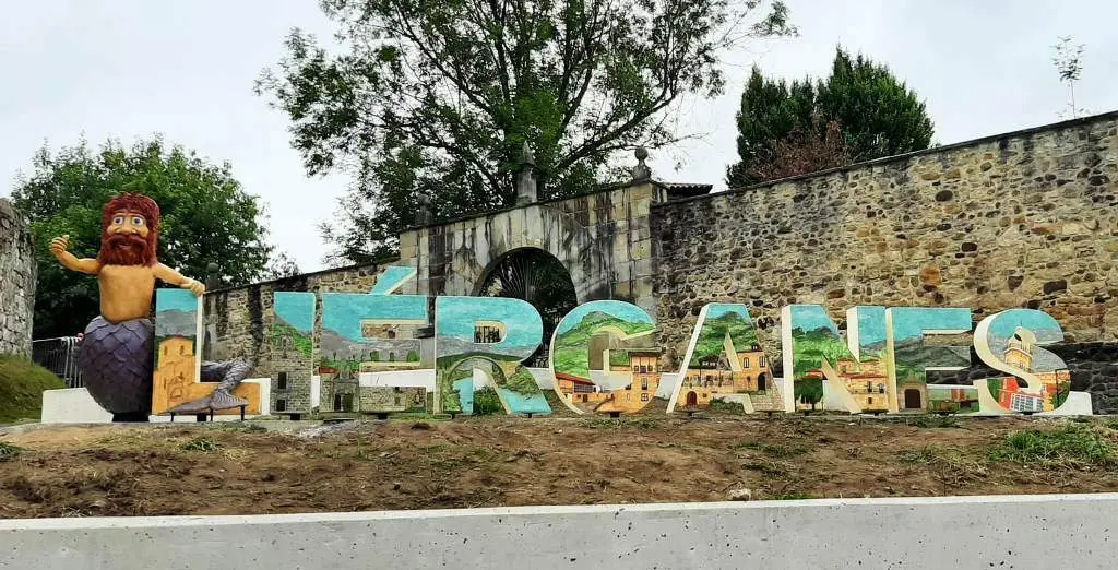 Estado actual de este espacio en Liérganes que se llamará Plaza de la Escuela.