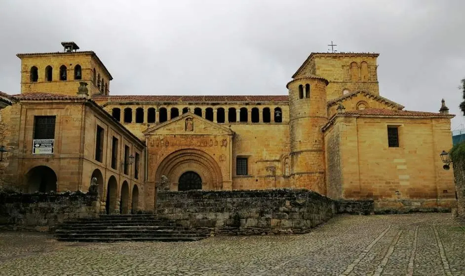 La Colegiata de Santillana del Mar. R.A.