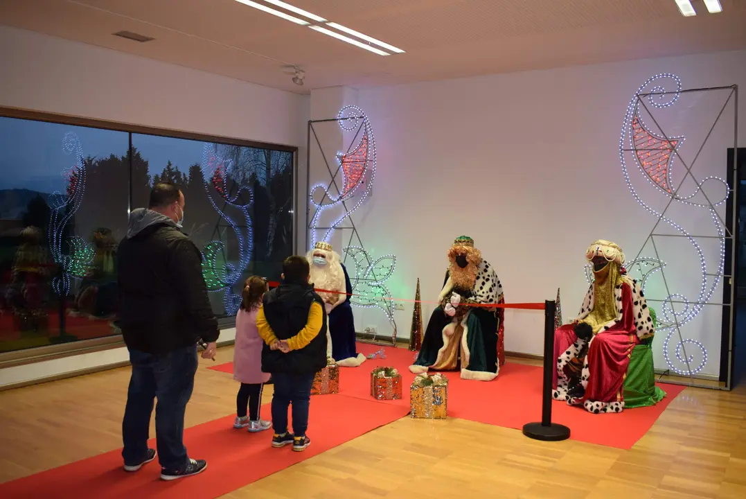 Los Reyes visitaron los 12 pueblos de Piélagos.