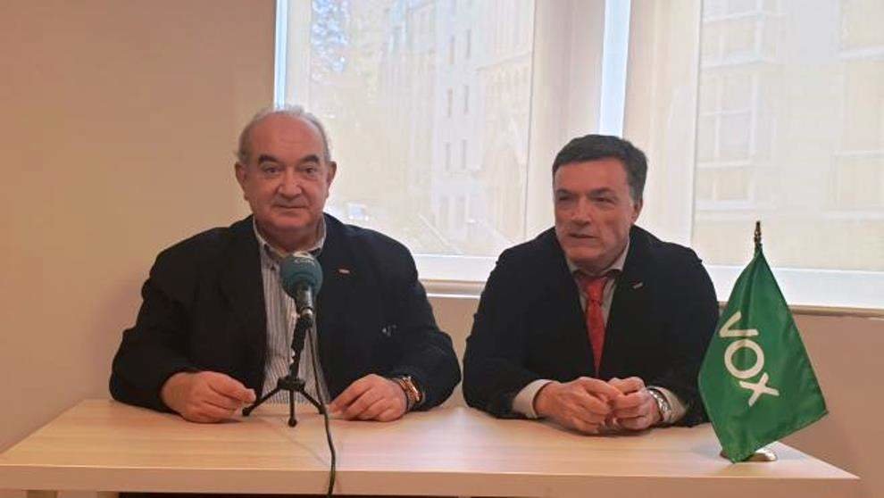 Emilio Del Valle, a la izquierda, y Guillermo Pérez Cosío, a la derecha.