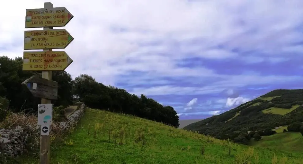 Rutas por el Monte Buciero, en Santoña. R.A.