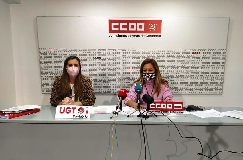 Cristina Otero y Conchi Sánchez durante la rueda de prensa.