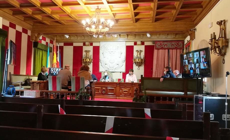 Sesión plenaria del Ayuntamiento de Camargo.
