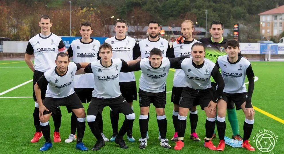 Santoña Club de Fútbol temporada 2021-2022. Eduardo Fernández Quintana