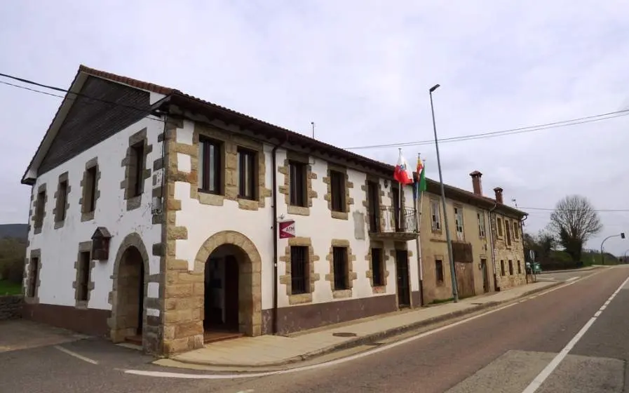 Casa Consistorial de Campoo de Yuso. R.A.