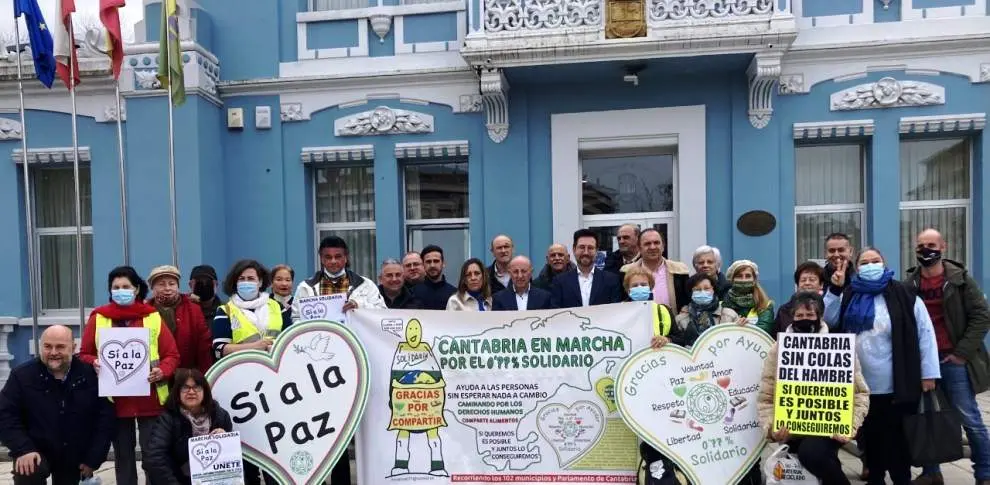 Presentación de la Marcha por el 0,77 por ciento.