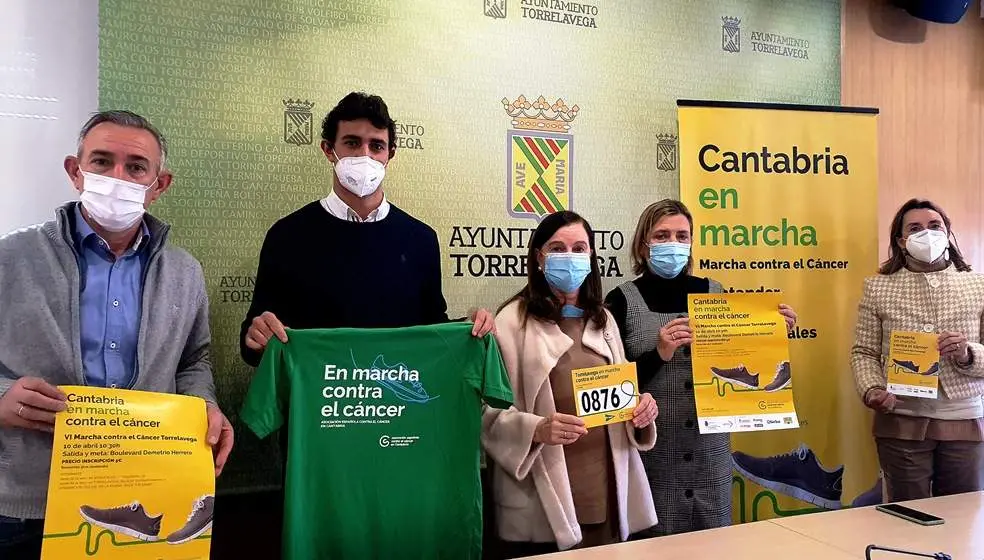 Presentación de la Marcha contra el Cáncer en Torrelavega.