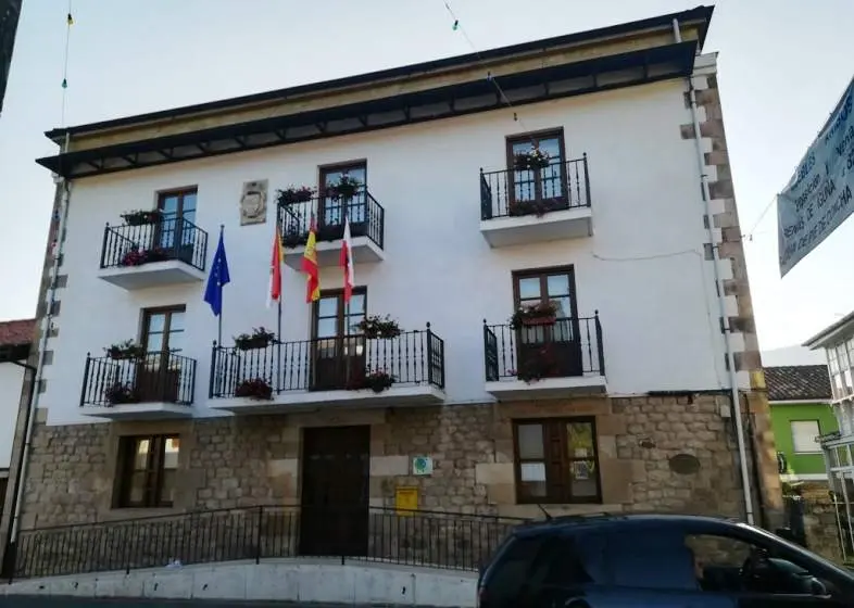 Ayuntamiento de Molledo. R.A.