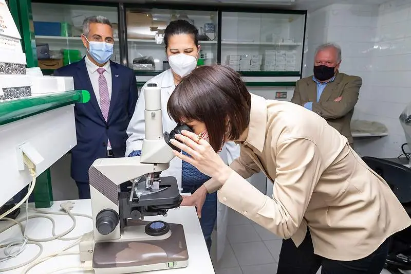 La ministra de Ciencia e Innovación, Diana Morant, en el Museo Oceanográfico en Santander.