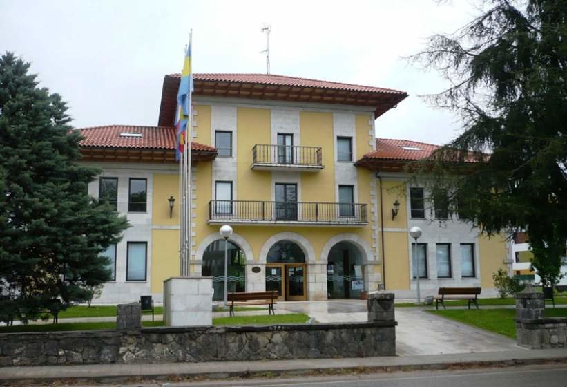 Ayuntamiento de Entrambasaguas. R.A.