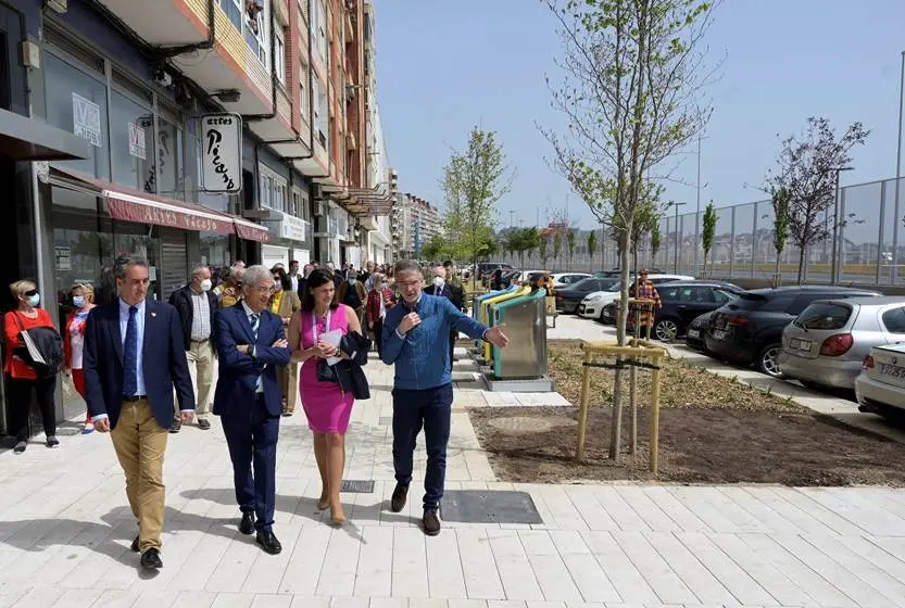 Inauguración de la sobras de reforma de la calle Antonio López, en Santander.