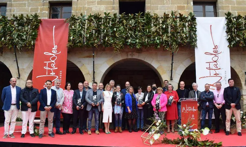 Acto de entrega de las distinciones de los Notables de Piélagos.