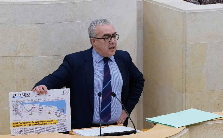 El portavoz del PRC en el Parlamento de Cantabria, Pedro Hernando.