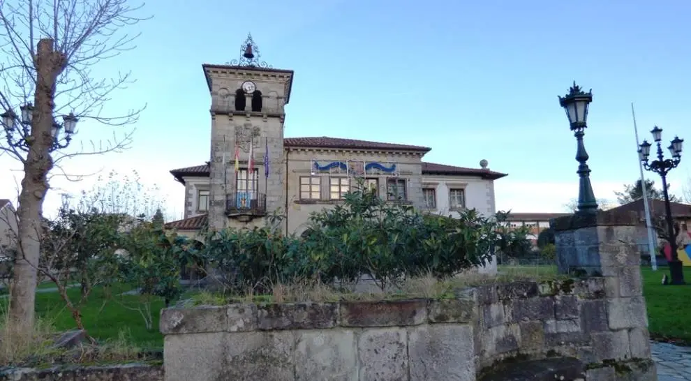 Ayuntamiento de Santa María de Cayón. R.A.