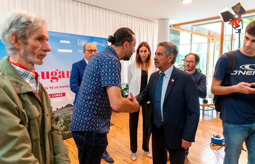 Presentación de la película'En otro lugar' en Santander.