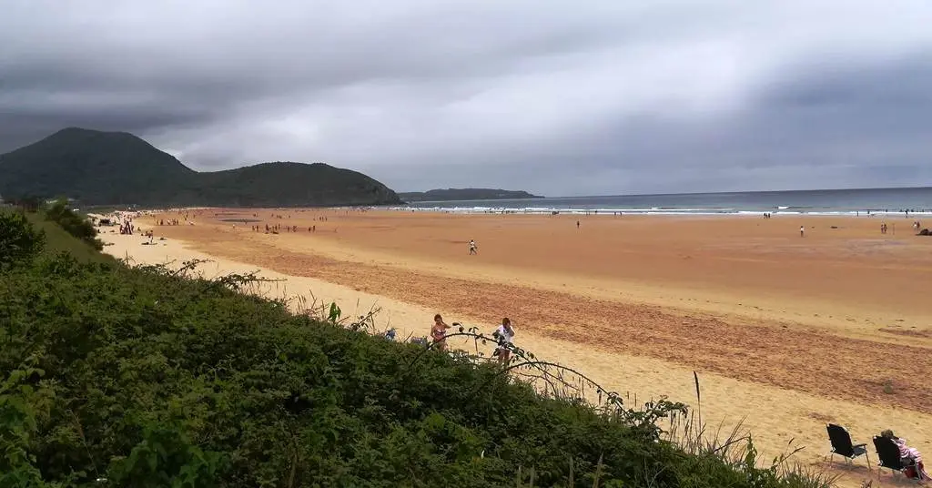 Playa de Berria, en Santoña. R.A.