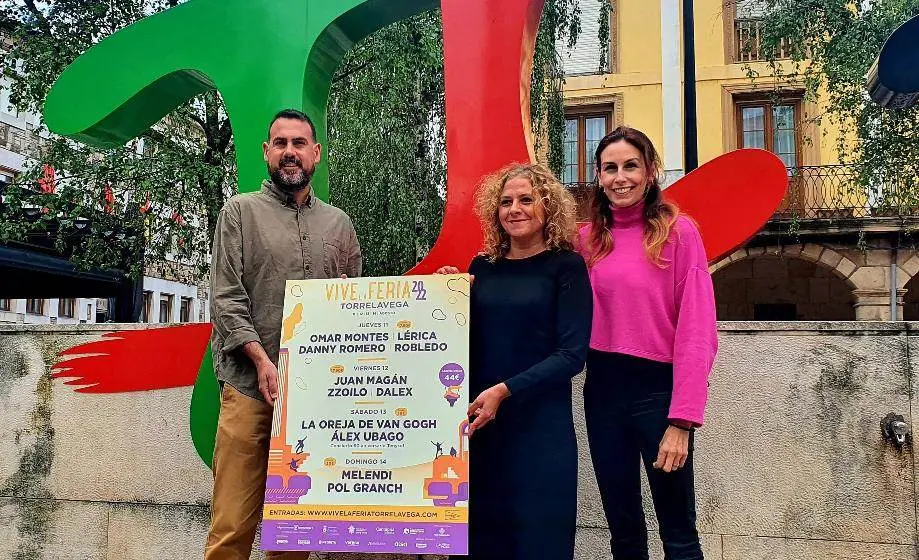 Presentación del cartel de 'Vive la Feria' en Torrelavega.