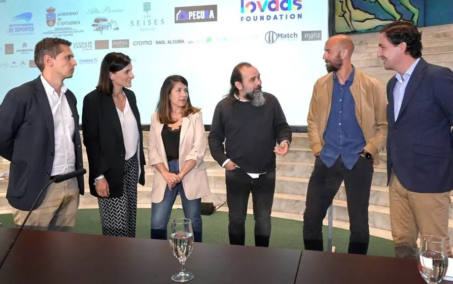 Presentación del evento solidario en Santander.