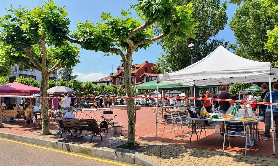 Concurso de ollas de cocido montañés en la Plaza de Escalante.