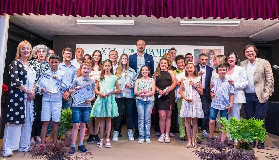 Entrega de los premios en el certamen literario en Torrelavega.