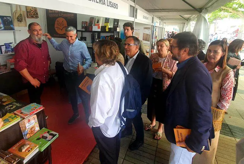 Inauguración de la Feria 'Libreando' en Torrelavega.