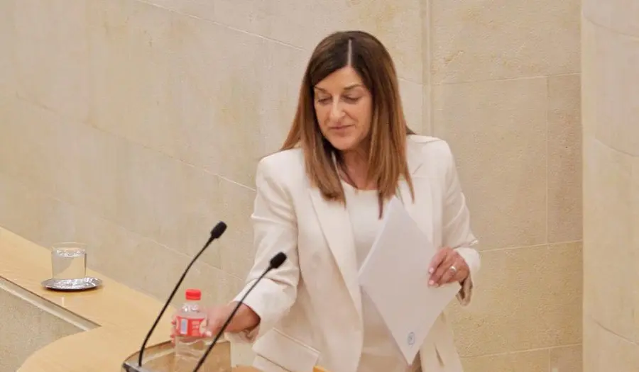 La presidenta del PP cántabro, María José Sáenz de Buruaga.