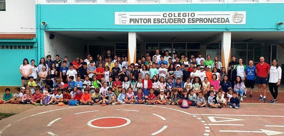 Niños participantes en el Campus de Torrelavega.