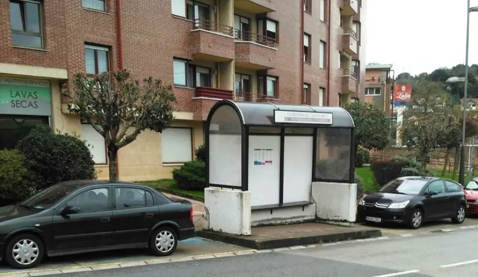 Parada de autobús en Castro Urdiales.