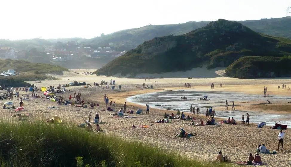 Playa de Ris en Noja. R.A.