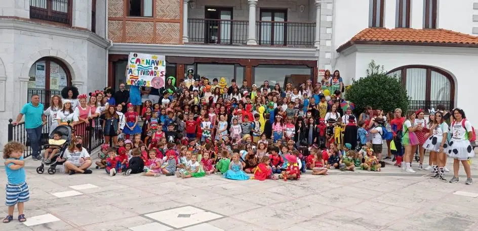 Carnaval de verano en Argoños.