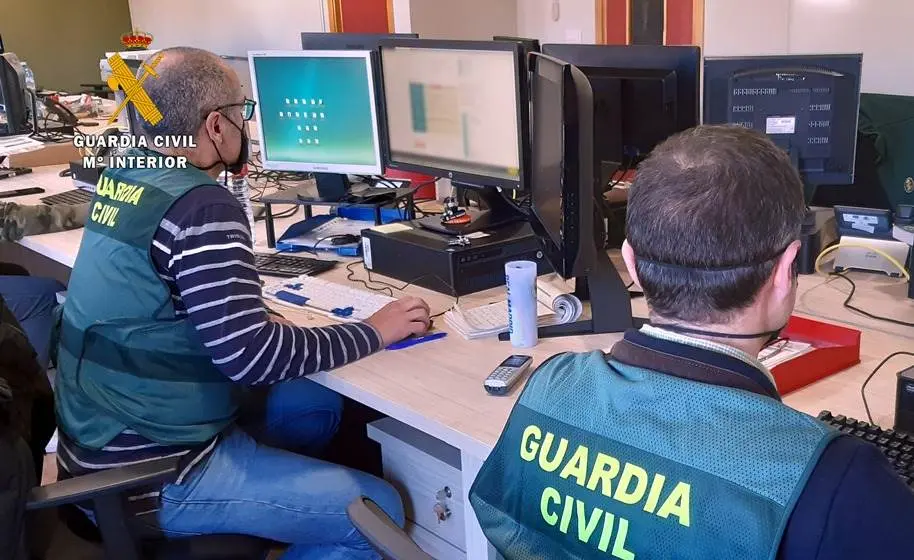 El equipo investigador de la Guardia Civil.