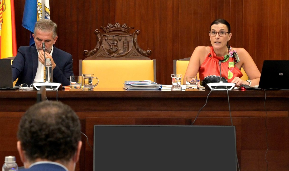 El edil del PP, César Díaz, y la alcalde de Santander, Gema Igual.