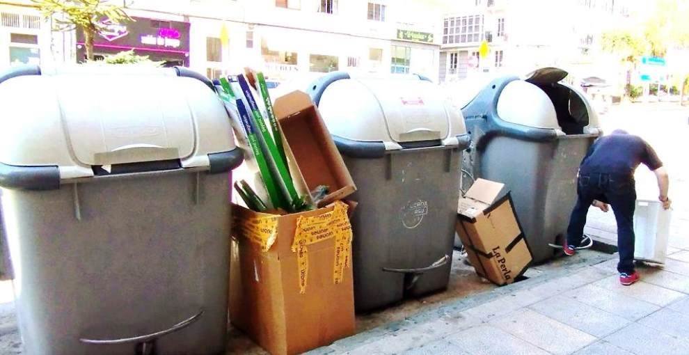 Contenedores de basura en Santander.