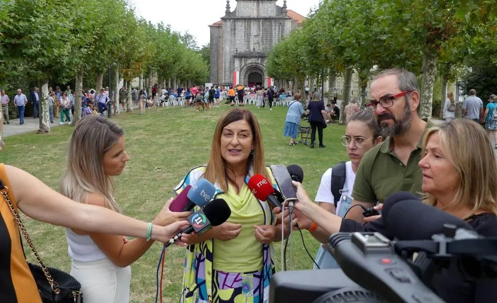 La presidenta del PP cántabro, María José Sáenz de Buruaga.