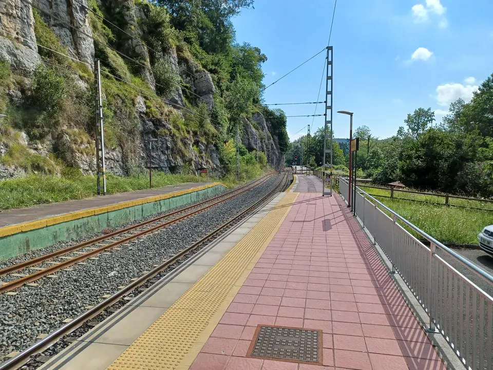 Tren Cabezón-Santander