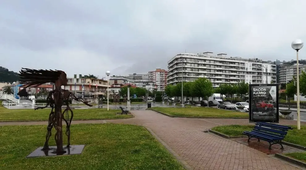 Paseo marítimo de Laredo. R.A.