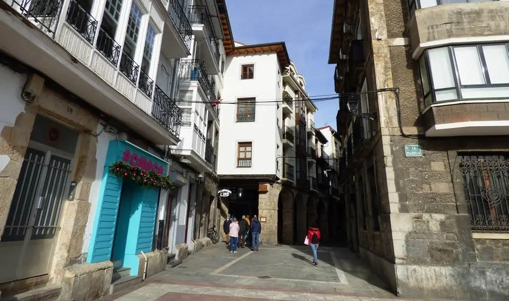 Casco urbano de Castro Urdiales. R.A.