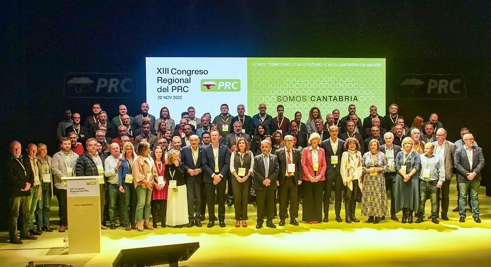 Representantes del PRC en el Congreso del partido.