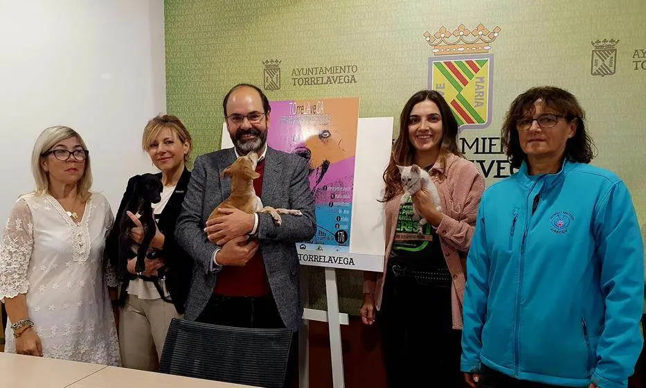 Presentación de la Feria de la Adopción Responsable.