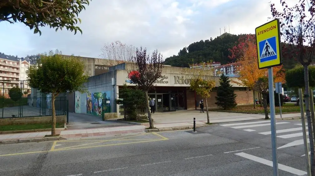 Colegio Riomar, en Castro Urdiales. R.A.