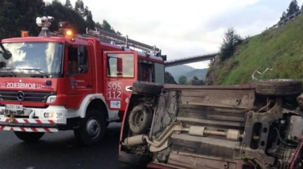 Servicio de Bomberos del Semca.