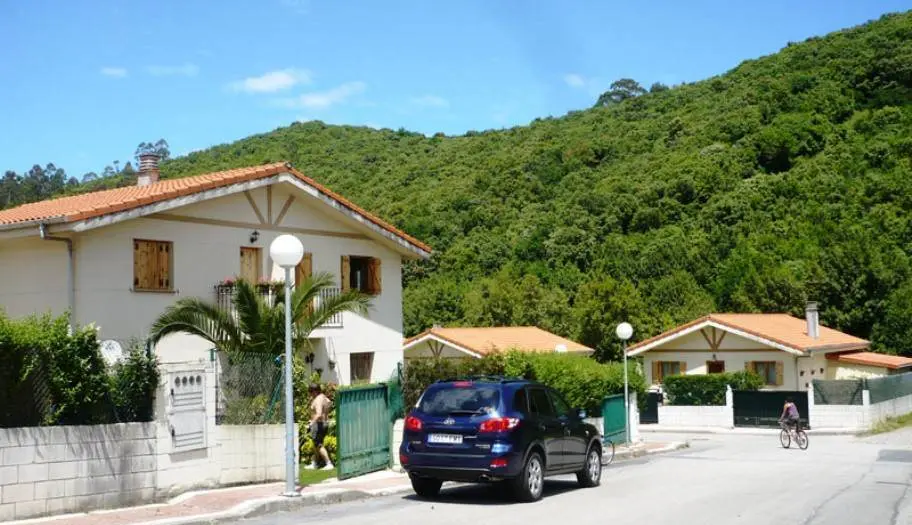 Viviendas de Pueblo del Mar, en Argoños. R.A.