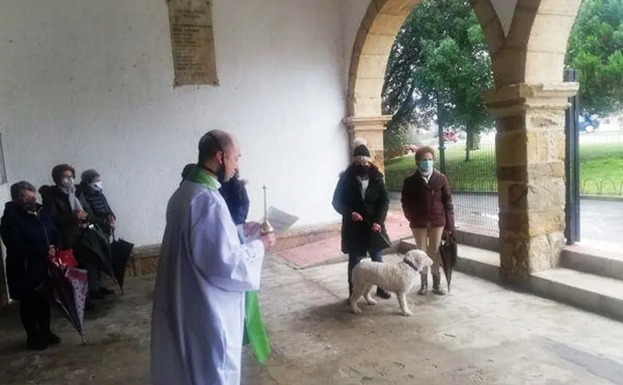 Acto de San Antón en Castro Urdiales.