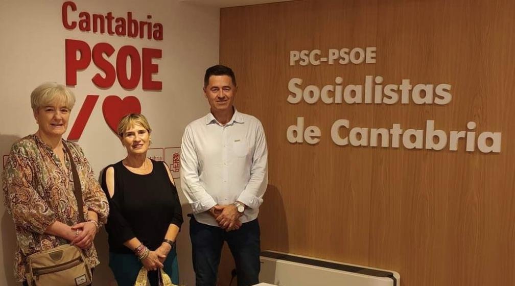 Representantes del PSOE en Ruiloba.